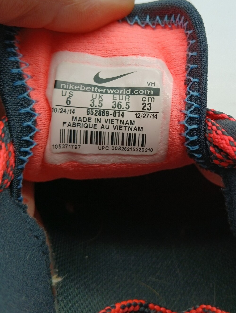 Nike Women's Fusion Trail Running Shoes in Coral & Gray - Picture 5 of 6